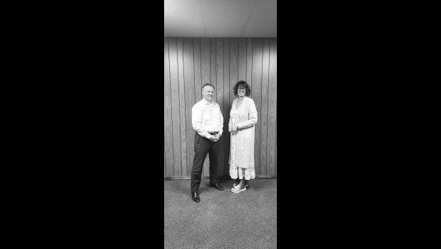 Scott Isburg, Isburg Funeral Home and Vanessa Hight, Jones County Training Coordinator and EMT Photo by Krisanna Thomas